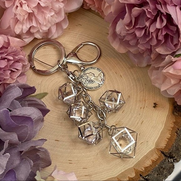 Silver Geometric Orb Crystal Diamond Keychain - Picture 10 of 15